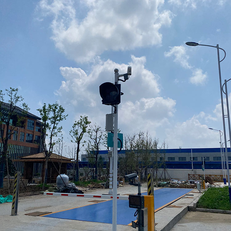 江蘇無人值守稱重系統(tǒng)2臺地磅+無人值守管理系統(tǒng)客戶現(xiàn)場 江蘇無人值守稱重系統(tǒng)2臺地磅+無人值守管理系統(tǒng)客戶現(xiàn)場